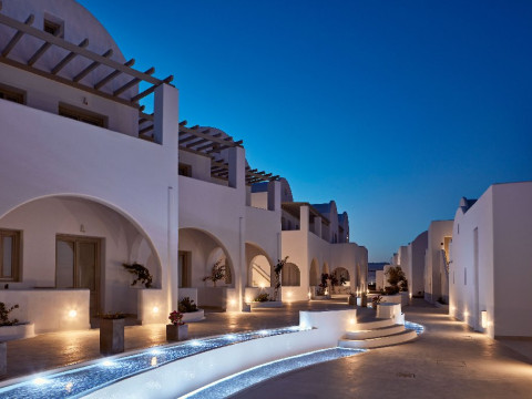 Costa Grand (Kamari - Santorini)