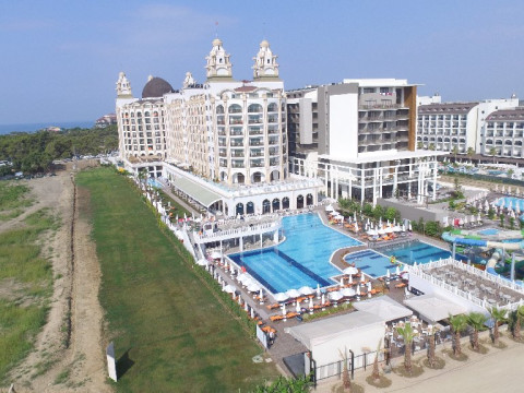 Jadore Deluxe Hotel Spa
