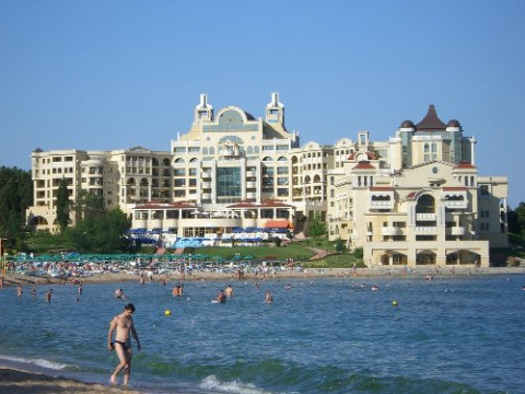 MARINA ROYAL PALACE