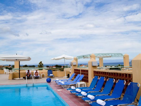 Daphne Holiday Club (Chanioti Kassandra)