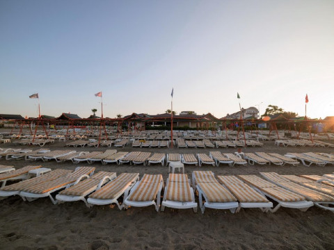CLUB SUN HEAVEN SEA BIRD BEACH