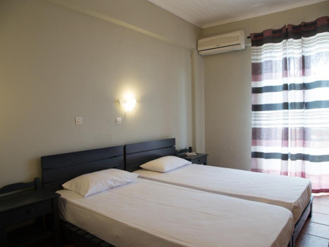 Ionio Hotel (Nikiana - Nidri Area)