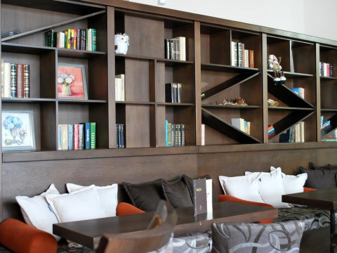 ZARA HOTEL
