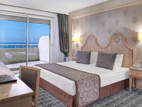 STARLIGHT RESORT HOTEL