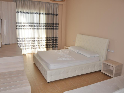 Coral Hotel (Radhime-Vlore)
