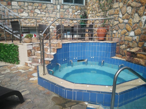 9 Queens Hotel Spa