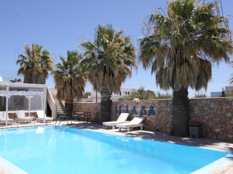 Iliada (Perivolos - Santorini)