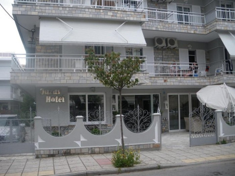 Ouzas Apartments - Olympic Beach