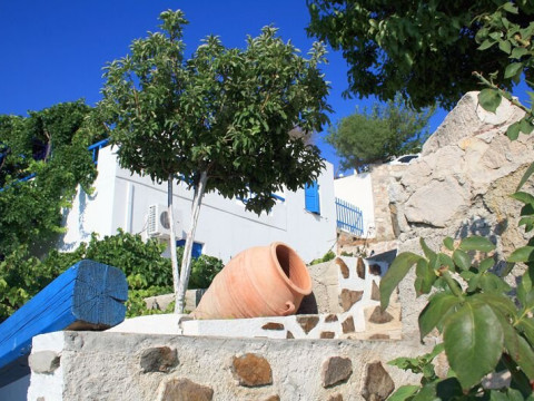 Agnanti - Katifora (Milos)