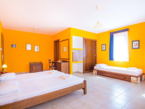 FilosXenia Roxani Country House 