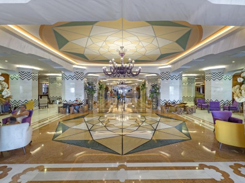 ROYAL TAJ MAHAL
