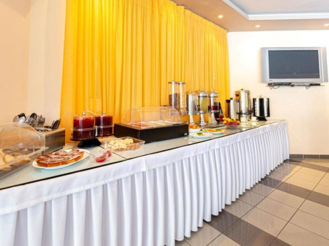 Green Bay Hotel