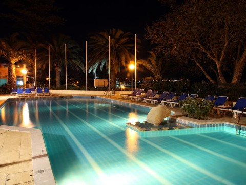 Hotel/ Apt Estoril Eden