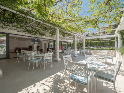 Montenegro Beach Resort (R)