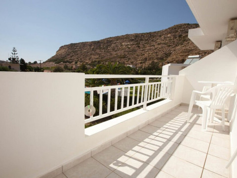 ELEA TERRA HOTEL