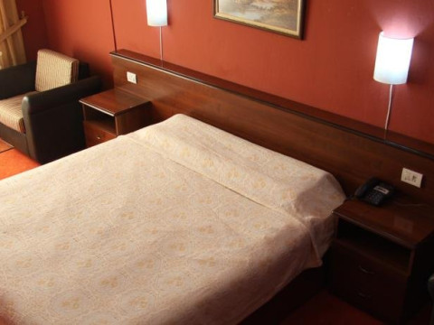 Vivas Hotel (Durres)
