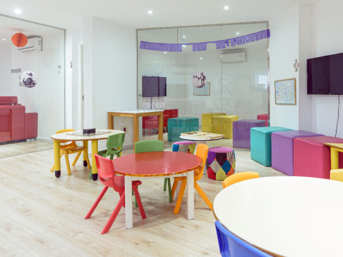 FERGUS STYLE CALA BLANCA SUITES