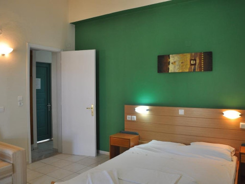 Ionian Paradise Studios Apartments (Nidri)