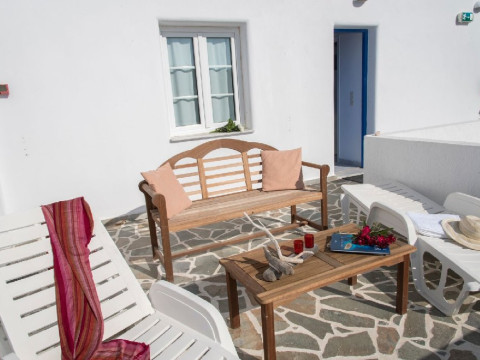 Polyegos View - Pollonia (Milos)