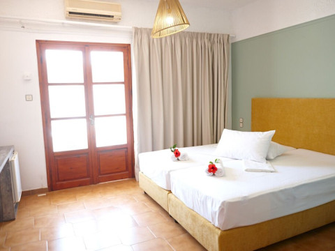 ELEA TERRA HOTEL