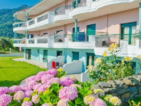 Ocean Beach Hotel (Skala Potamias)