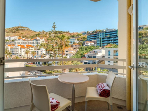 MUTHU RAGA MADEIRA HOTEL