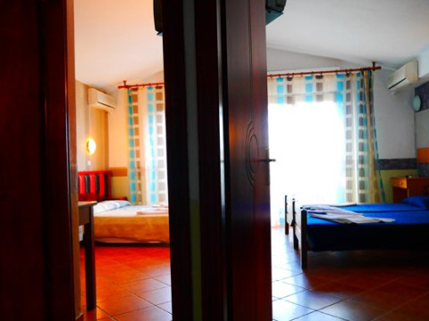 Blue Sky Villas (Skala Potamias)