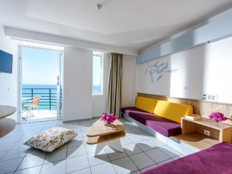 Alia Beach Hotel (Hersonisos)