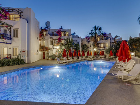 SERHAN HOTEL (Gumbet)