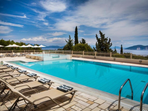 Almyra Hotel 