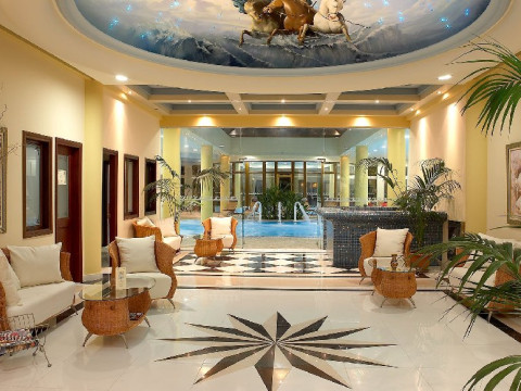 Atrium Palace