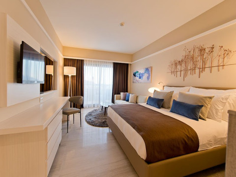 AKRA FETHIYE TUI BLUE SENSATORI