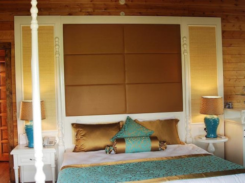 LONG BEACH RESORT HOTEL