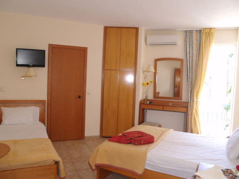 Iraklitsa Beach Hotel