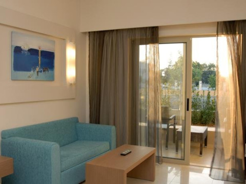Atlantica Amalthia Beach Resort - Adults Only (K)
