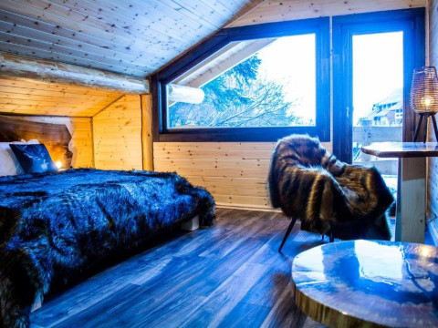 Q Chalet CMP