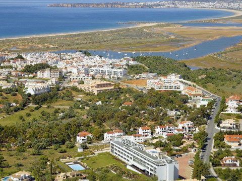 Luna Alvor Village