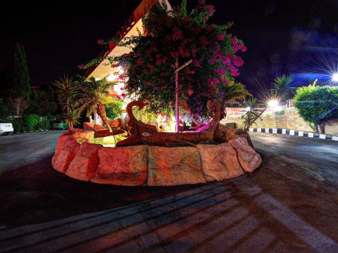 AVLIDA HOTEL
