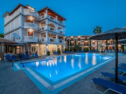 Plaza Pallas (Tsilivi)
