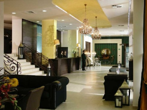 PREMIER LUXURY MOUNTAIN RESORT
