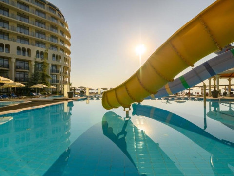 AZALIA Hotel
