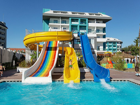 SEASHELL RESORT AND SPA