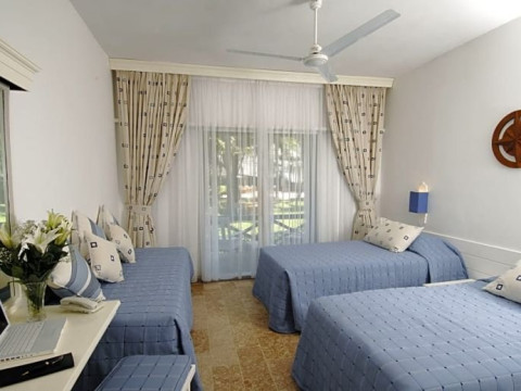 Voyager Beach Resort