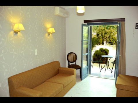 Karavostasi Beach Hotel (vechi)