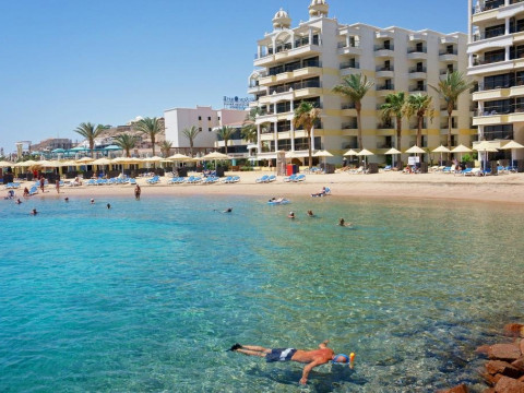 SUNRISE HOLIDAYS (ADULTS ONLY)