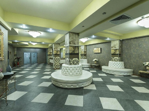 Prestige Boutique