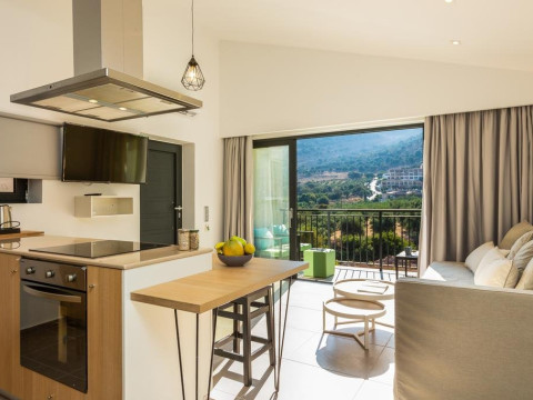 T Hotel Premium Suites 