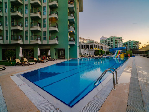 ROYAL ATLANTIS RESORT