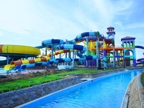Charmillions Club Aqua Park