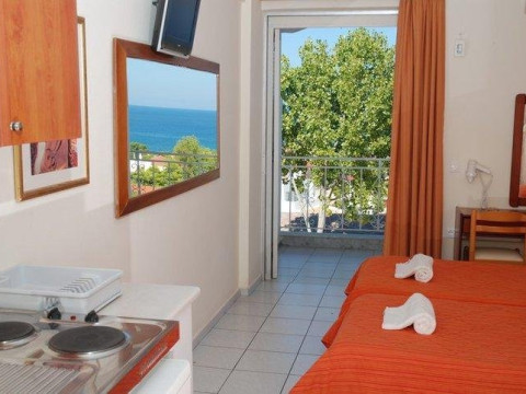 Captains Hotel  (Argassi)